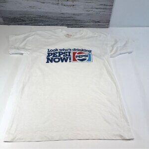 PEPSI Vintage Promotional TShirt Look whos Drinking Pepsi